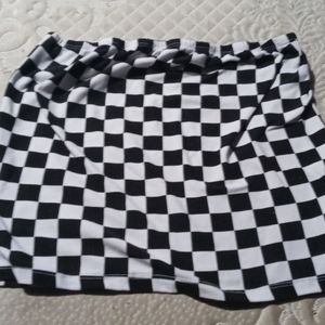Checkered crop